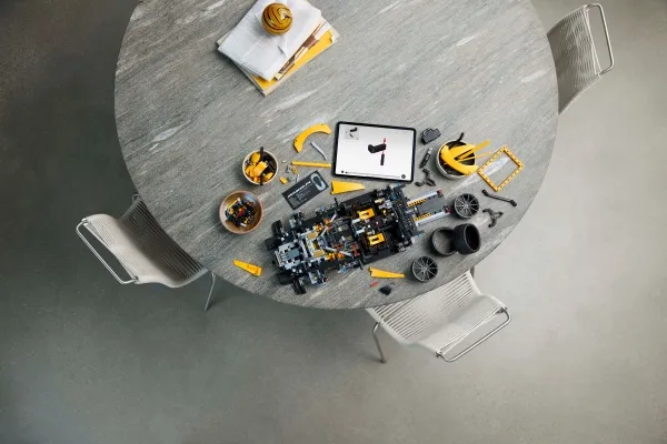 LEGO Technic 42172 McLaren P1™
