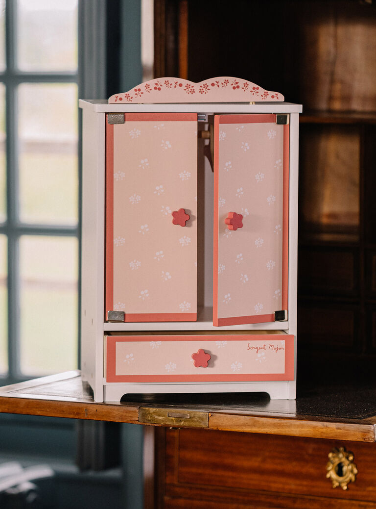 Armoire pour Poupée en Bois