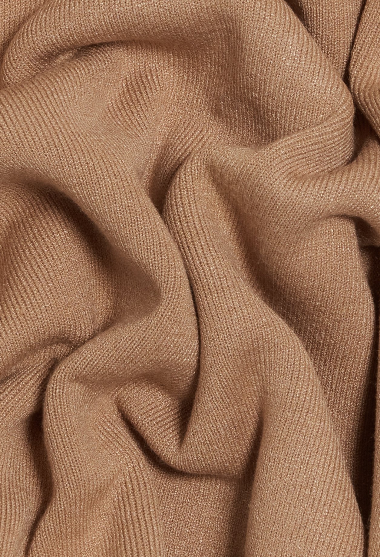 Pull &agrave; manches volumineuses beige
