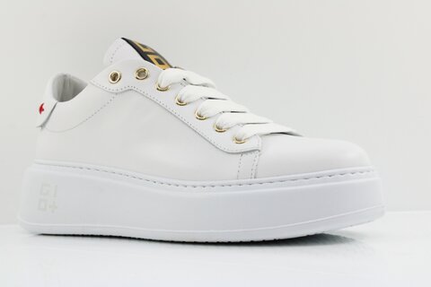 GIO+ Sneaker