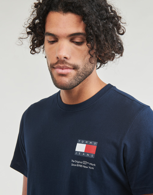 Tommy Jeans - TJM SLIM ESSENTIAL FLAG TEE EXT - Marine