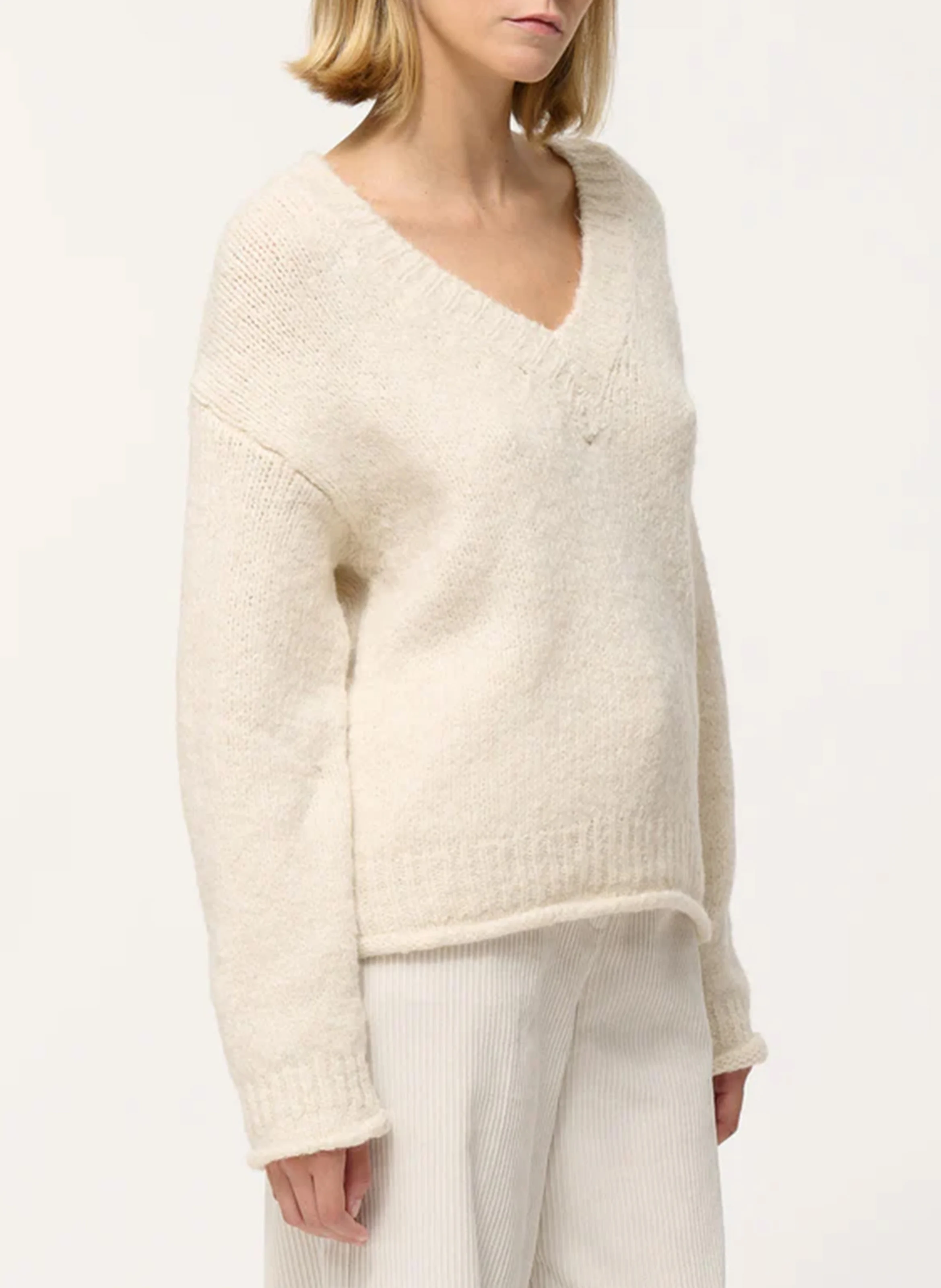 Pull oversize col v| Blanc