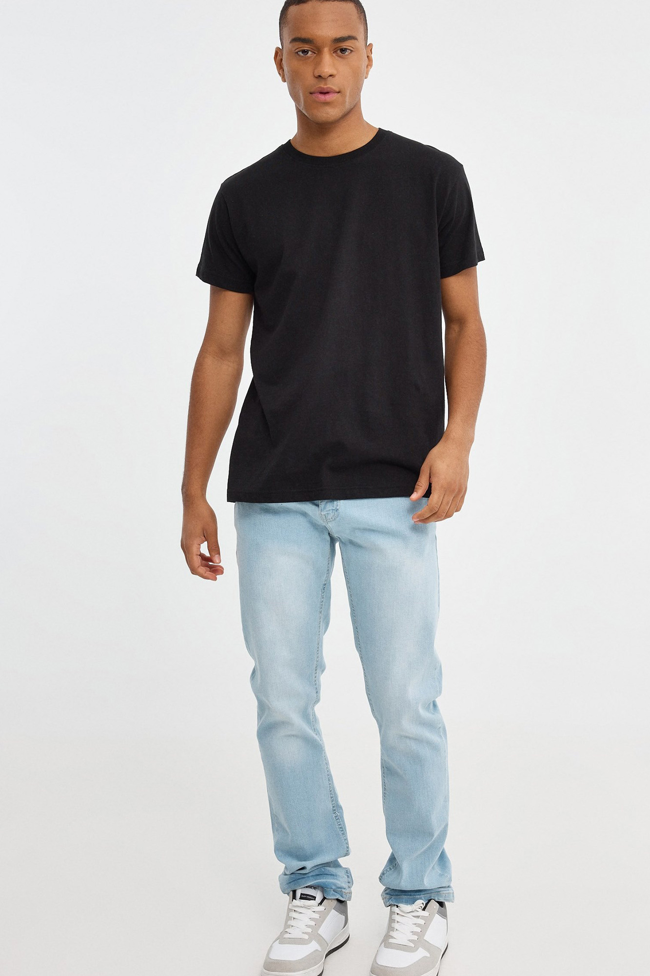 Calça jeans básica