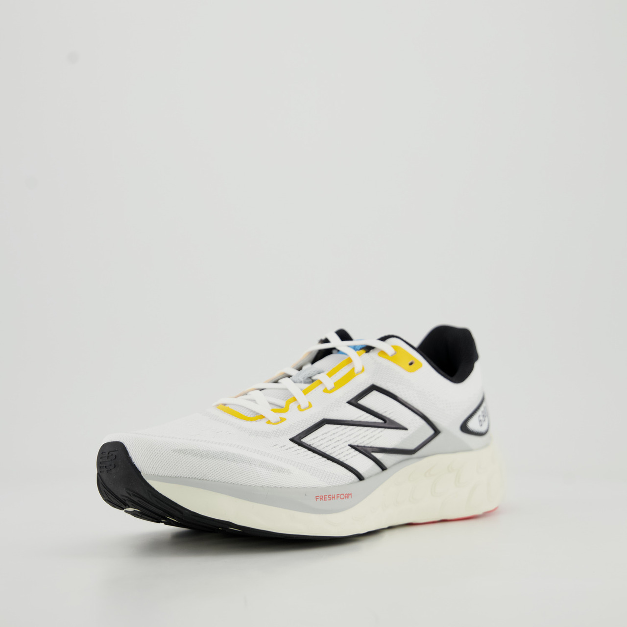 New Balance M680LW8