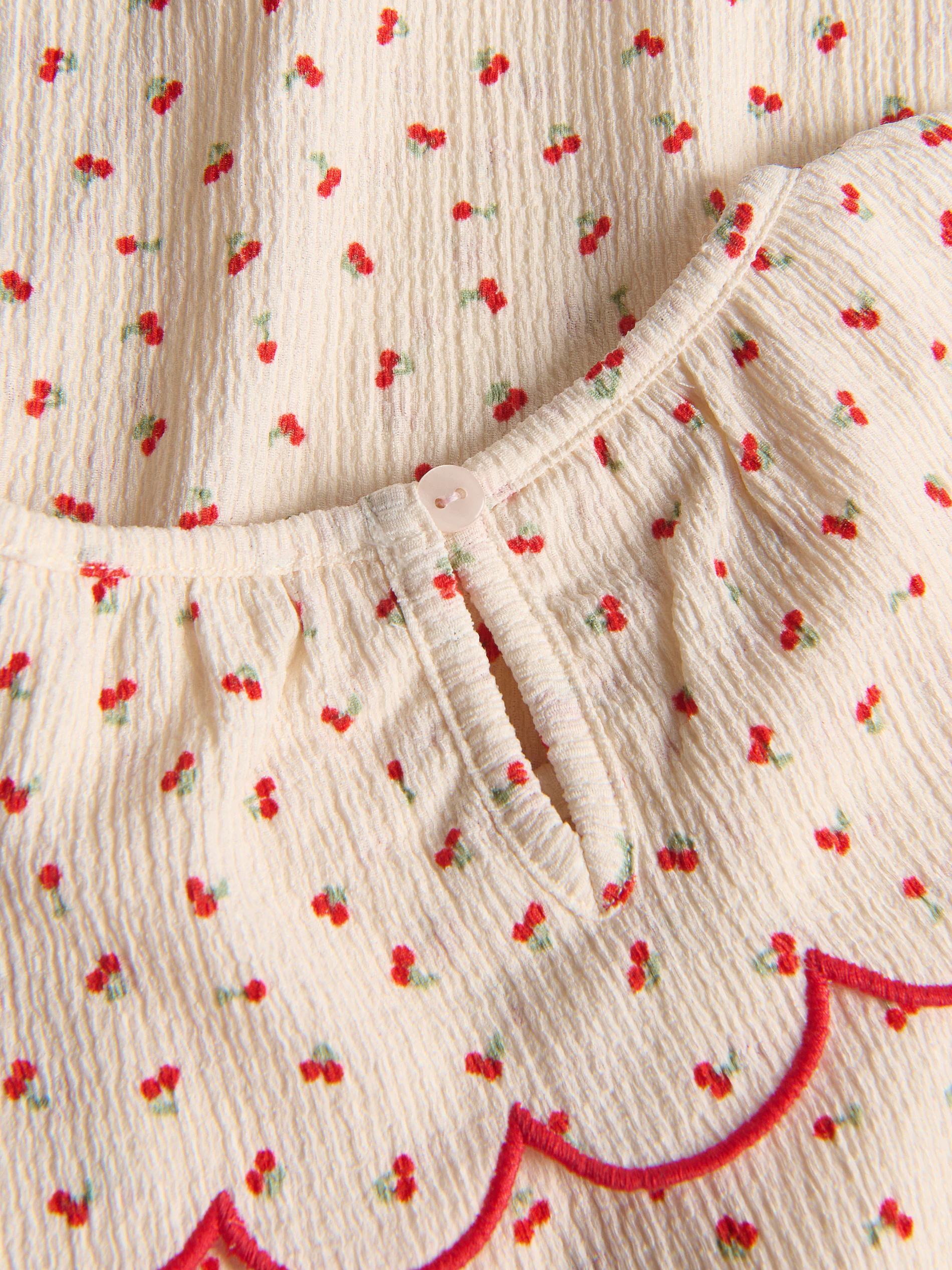 Kleid mit Kragen