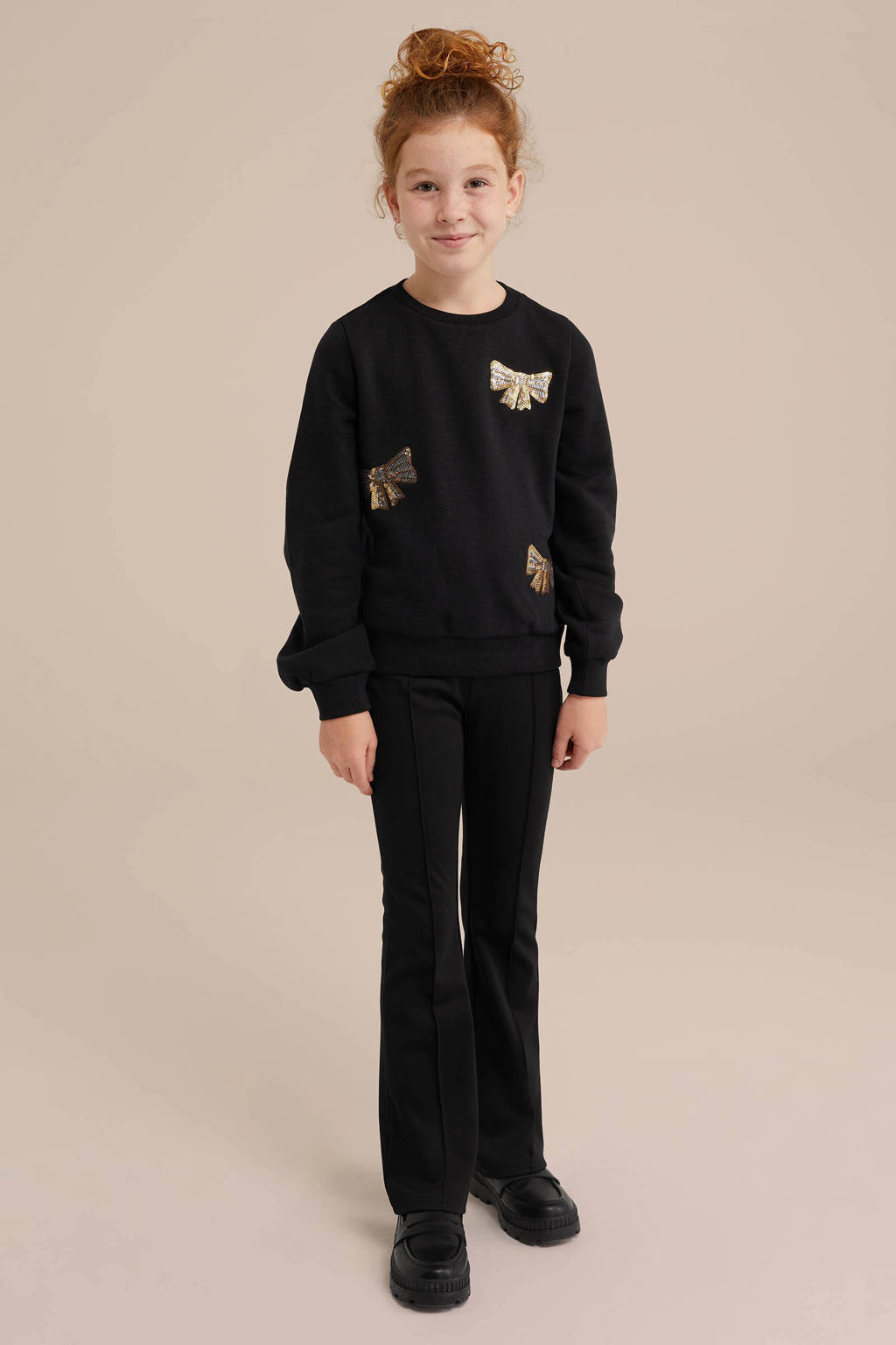 WE Fashion sweater zwart pailletten