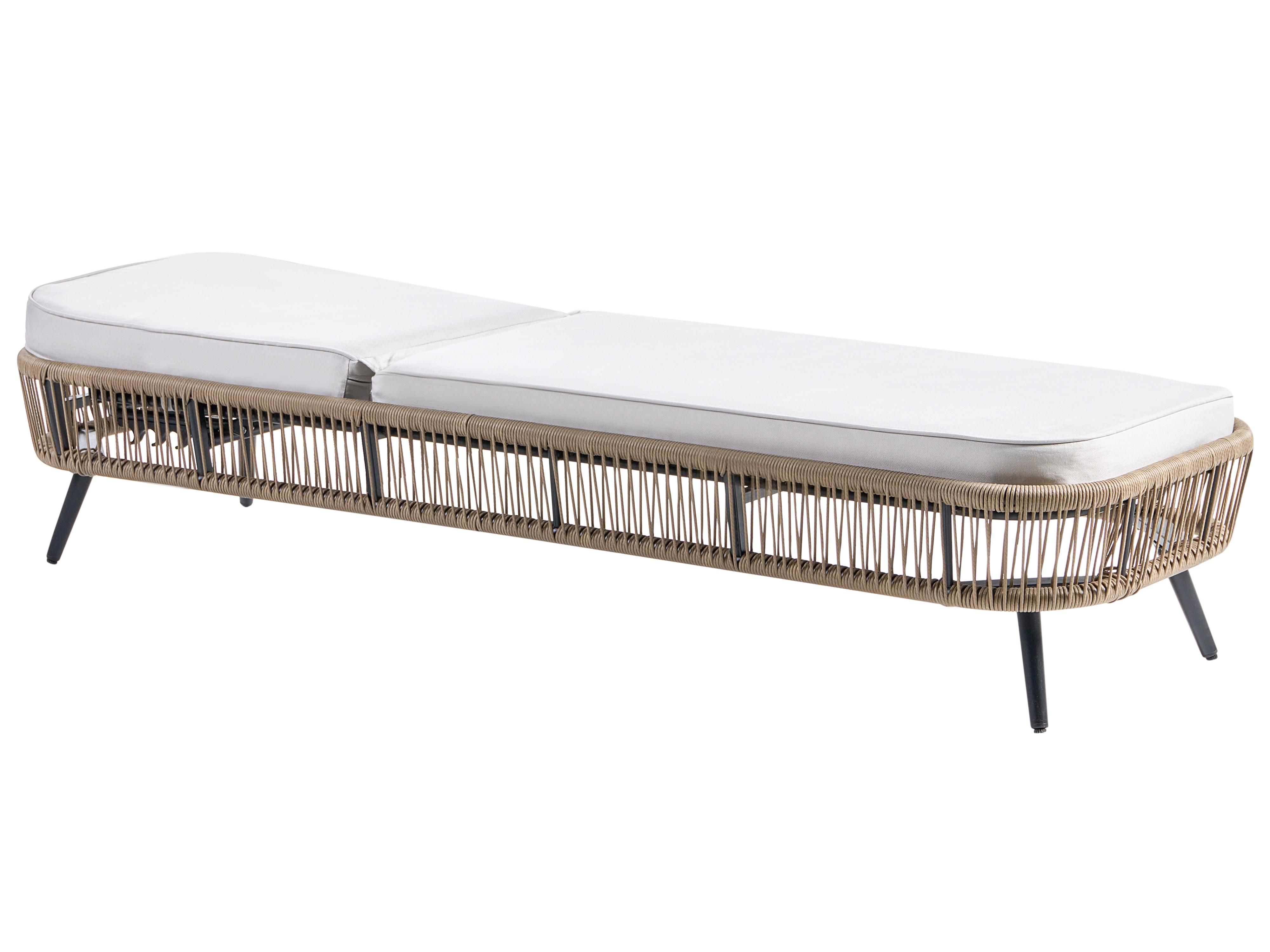 Ligstoel met kussen ZERI PE rotan Lichtbeige