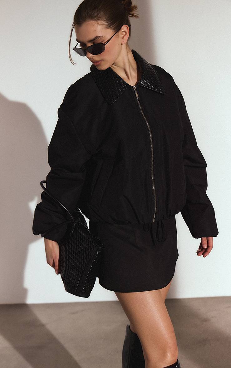Noir Bomber En Nylon À Col Matelassé
