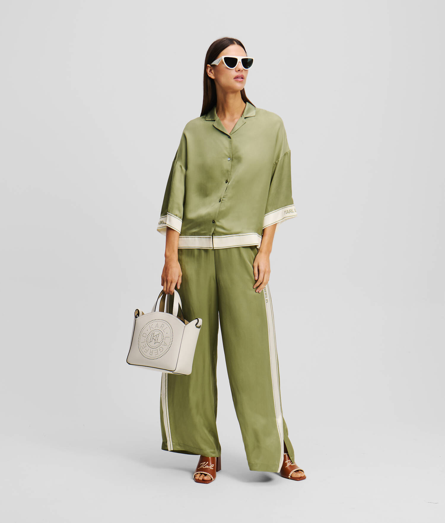 PANTALON LARGE - Vert d'huile