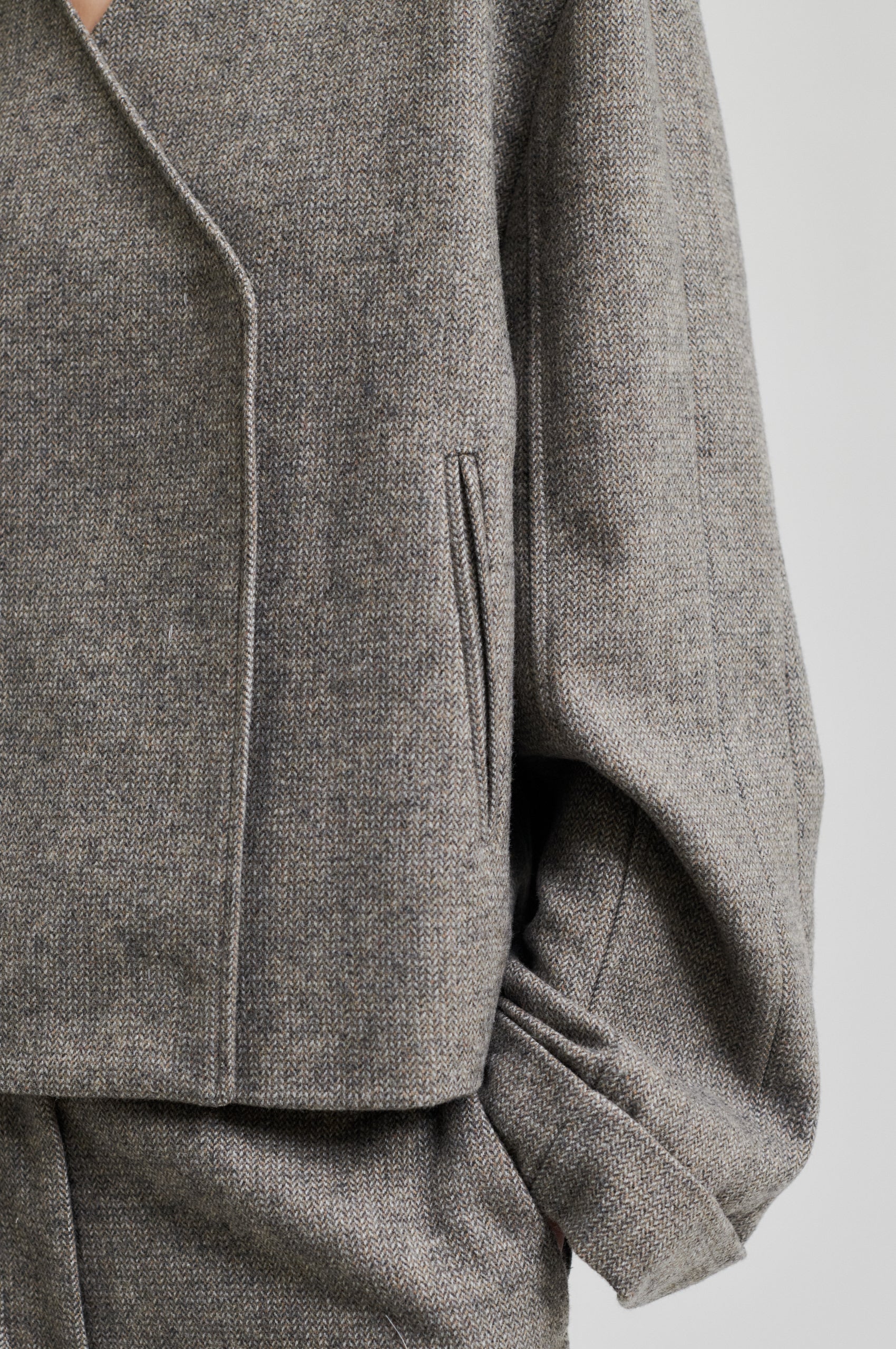 Second Female  Levi blazer - Volcanic Ash