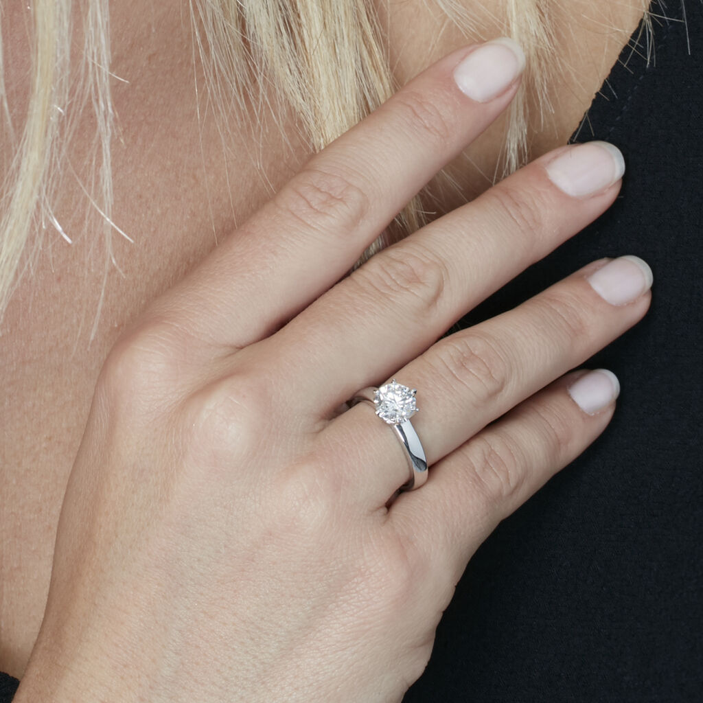 Bague Solitaire Natalia Or Blanc Diamant Synthetique