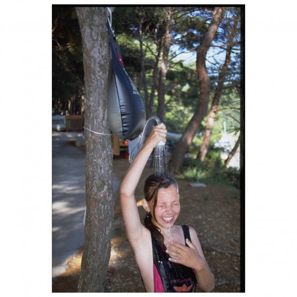 Origin Outdoors - Rollable Solar Shower