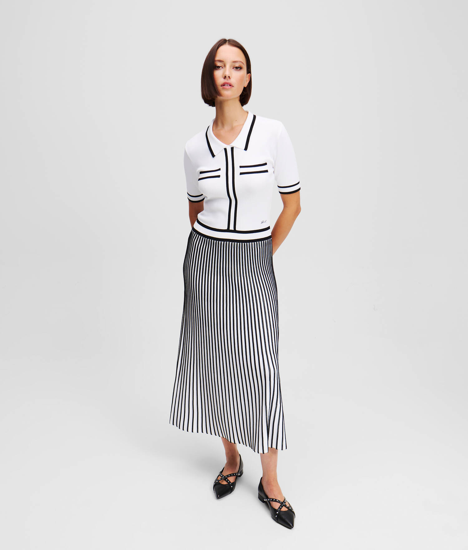 ROBE EN TRICOT PLISSÉE KARL ESSENTIAL - Blanc/Noir