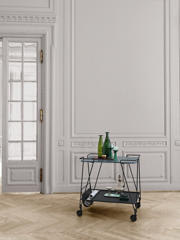 Gubi Mategot trolley black