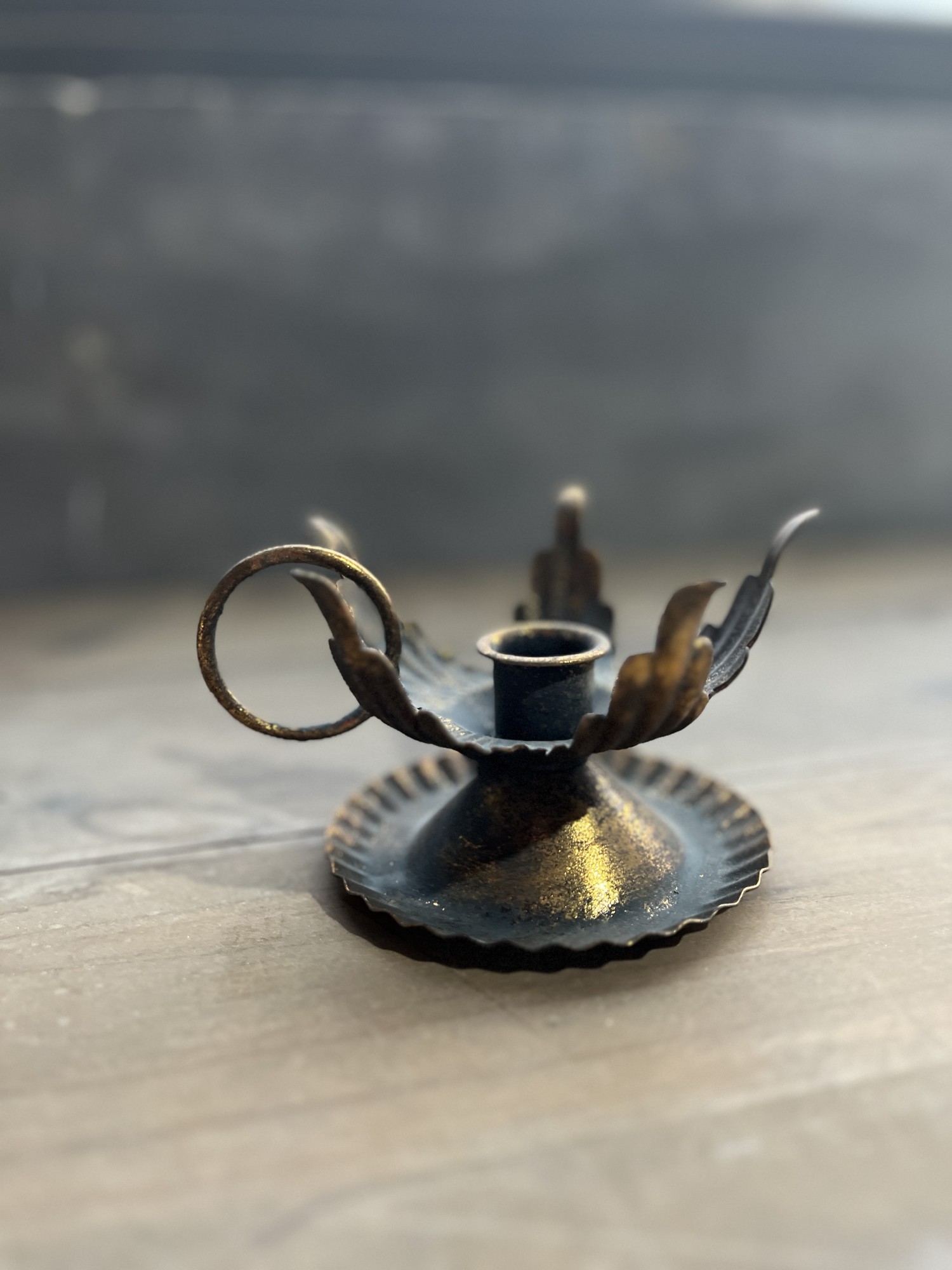 Kerzenhalter mit Griff, antik-gold, Ø 12 cm, H 8 cm von fischer's lagerhaus