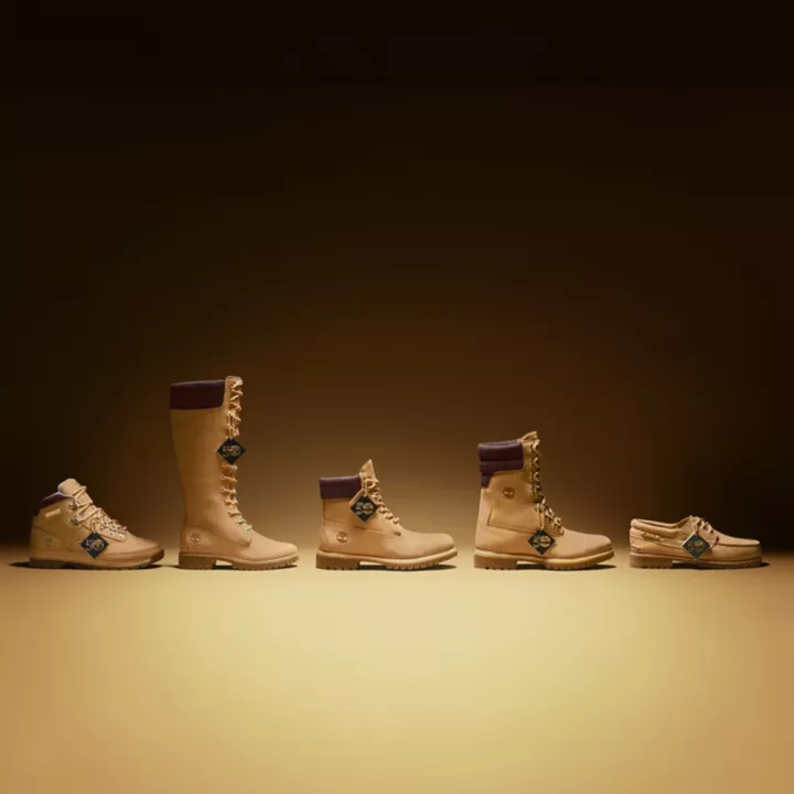 Bota Timberland 50th Edition Butters Euro Hiker Mid de Couro para Homens na cor Golden Butter
