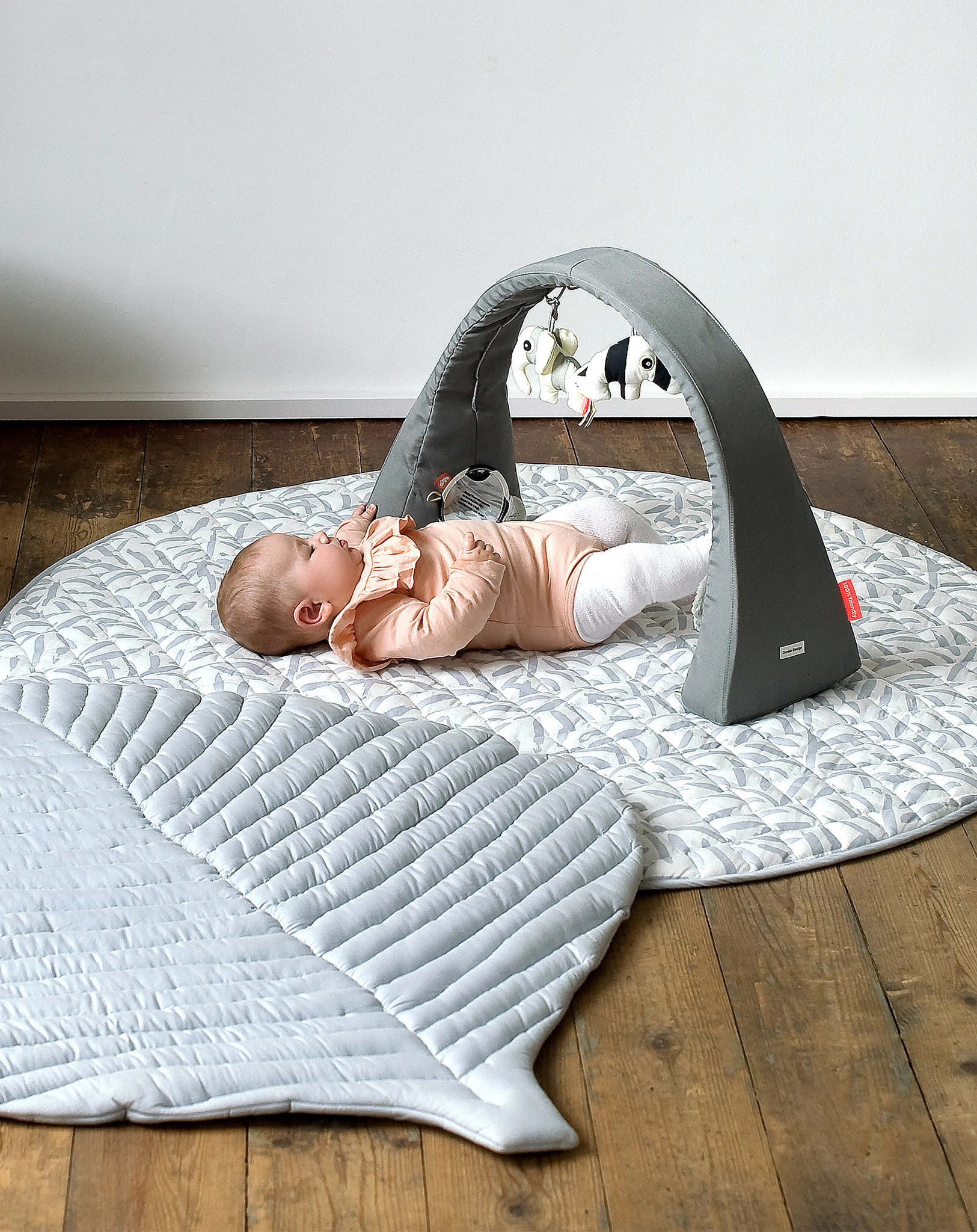 Spielteppich LUXE (128cm) in stone