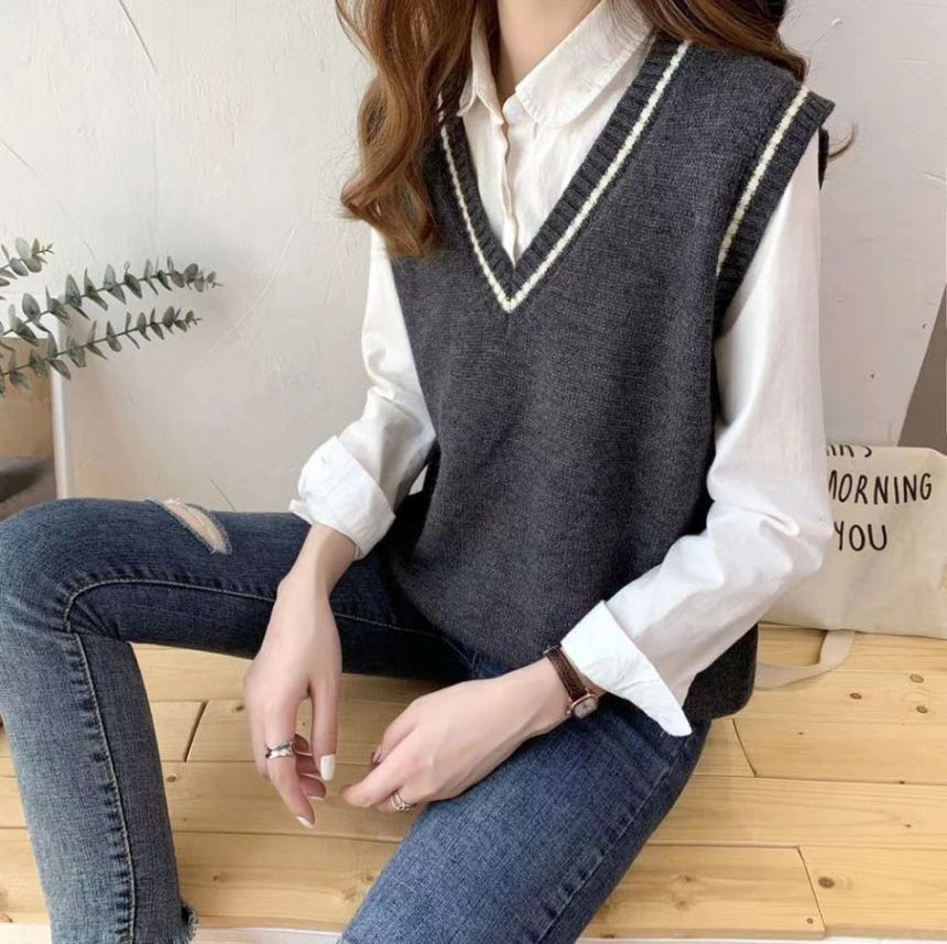 Beaustreet - V-hals vest met contrasterende rand