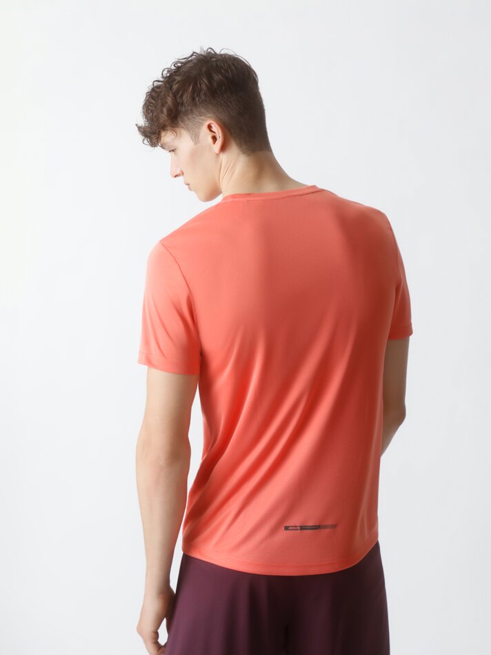 Camiseta esportiva - Coral