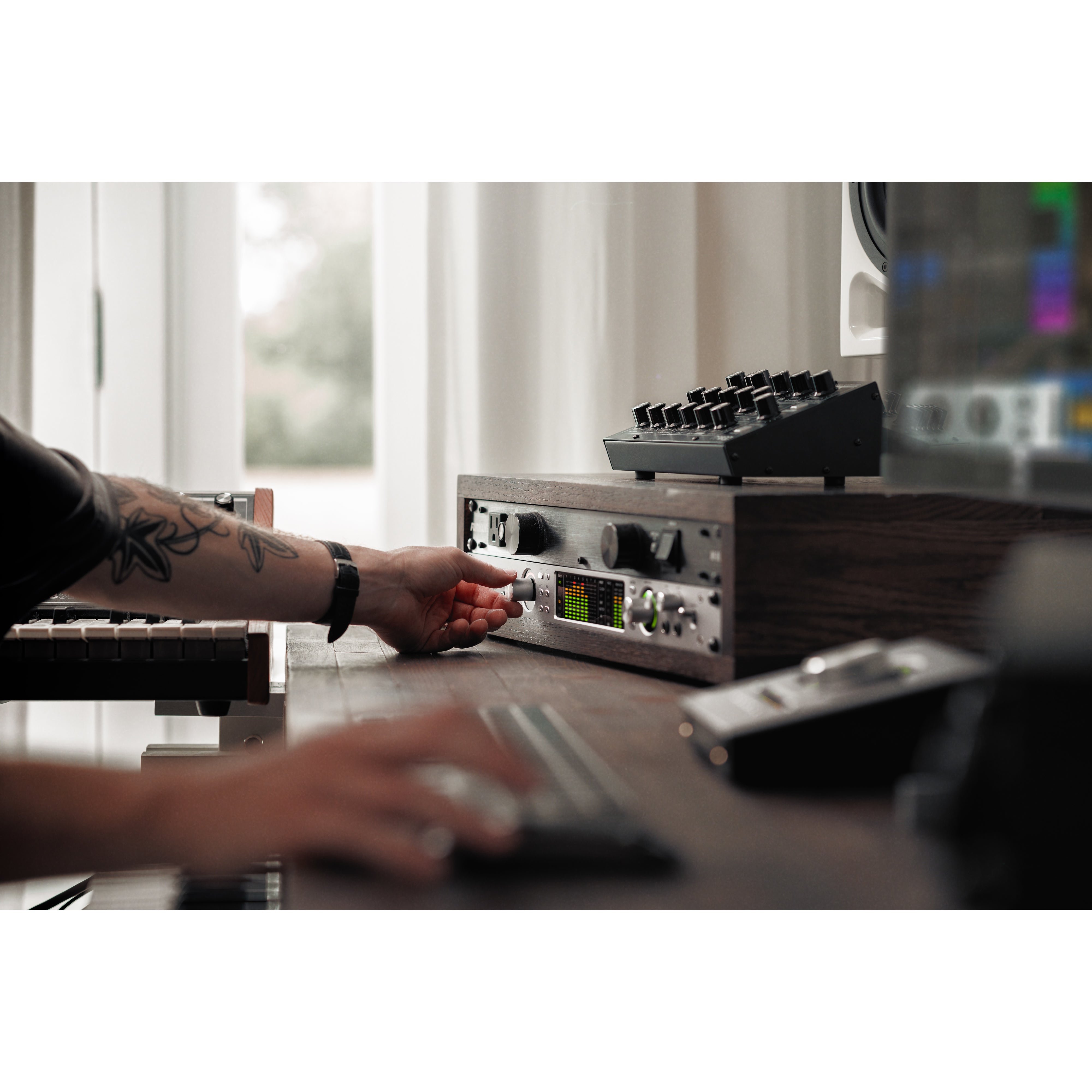 Universal Audio Apollo x6 Gen 2 Essential+ Edition