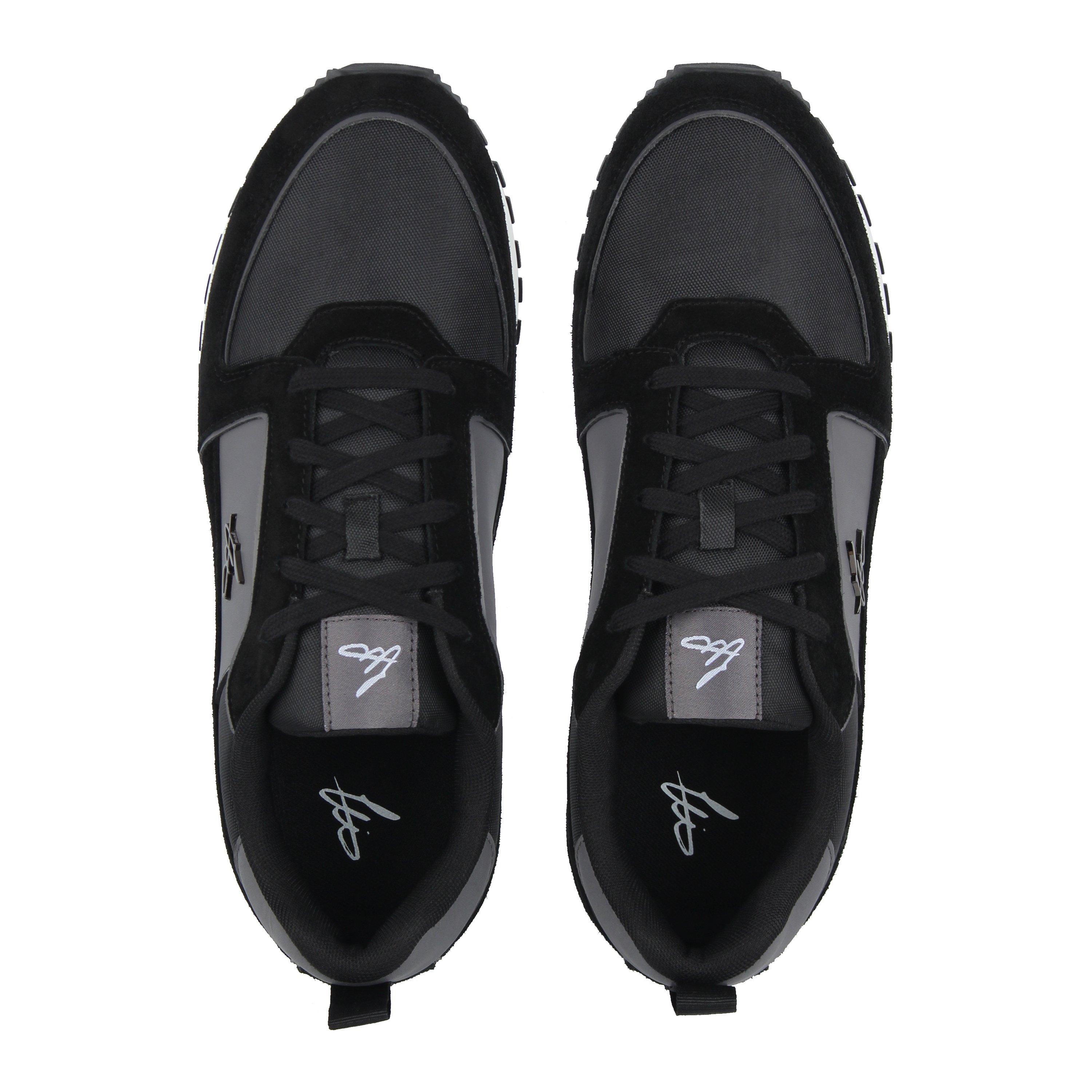 Loyalti Low Trainers Mens