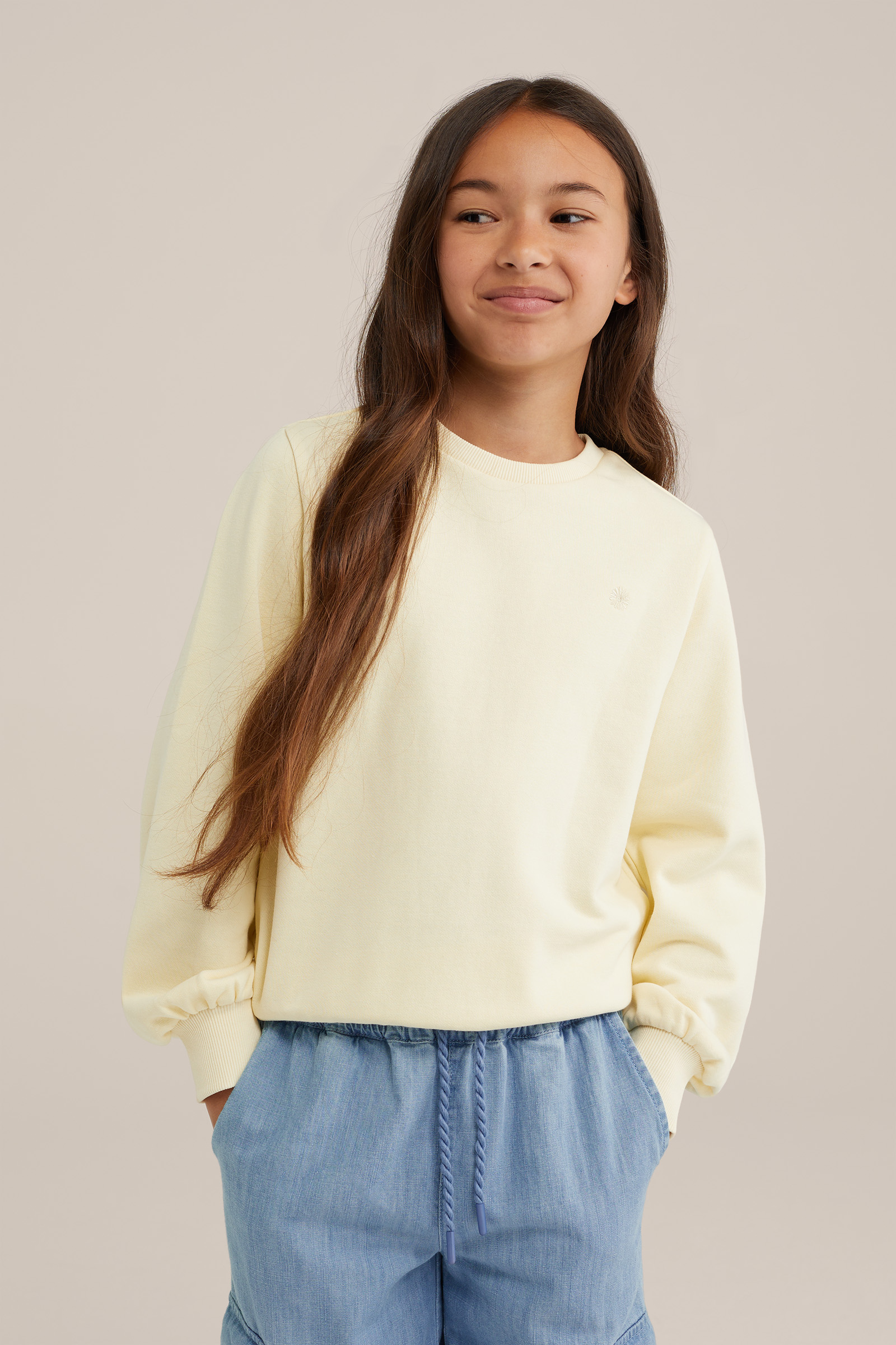 Meisjes sweater met embroidery WE Fashion Lichtgeel