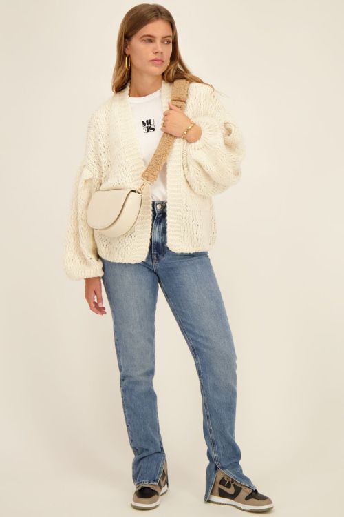 Beige grof gebreid vest
