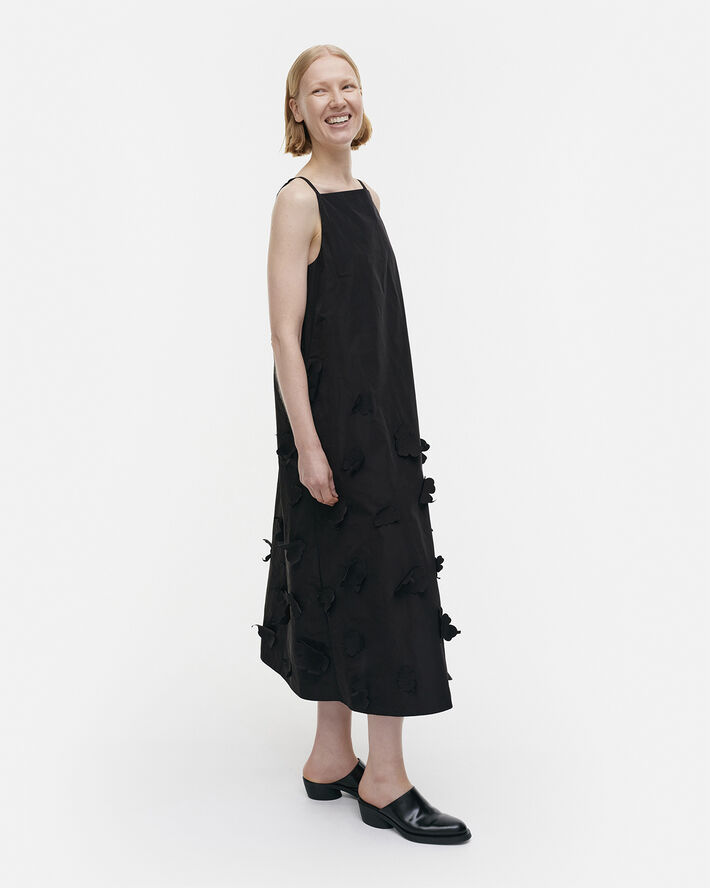 Marimekko JUHLISSA UNIKKO 099