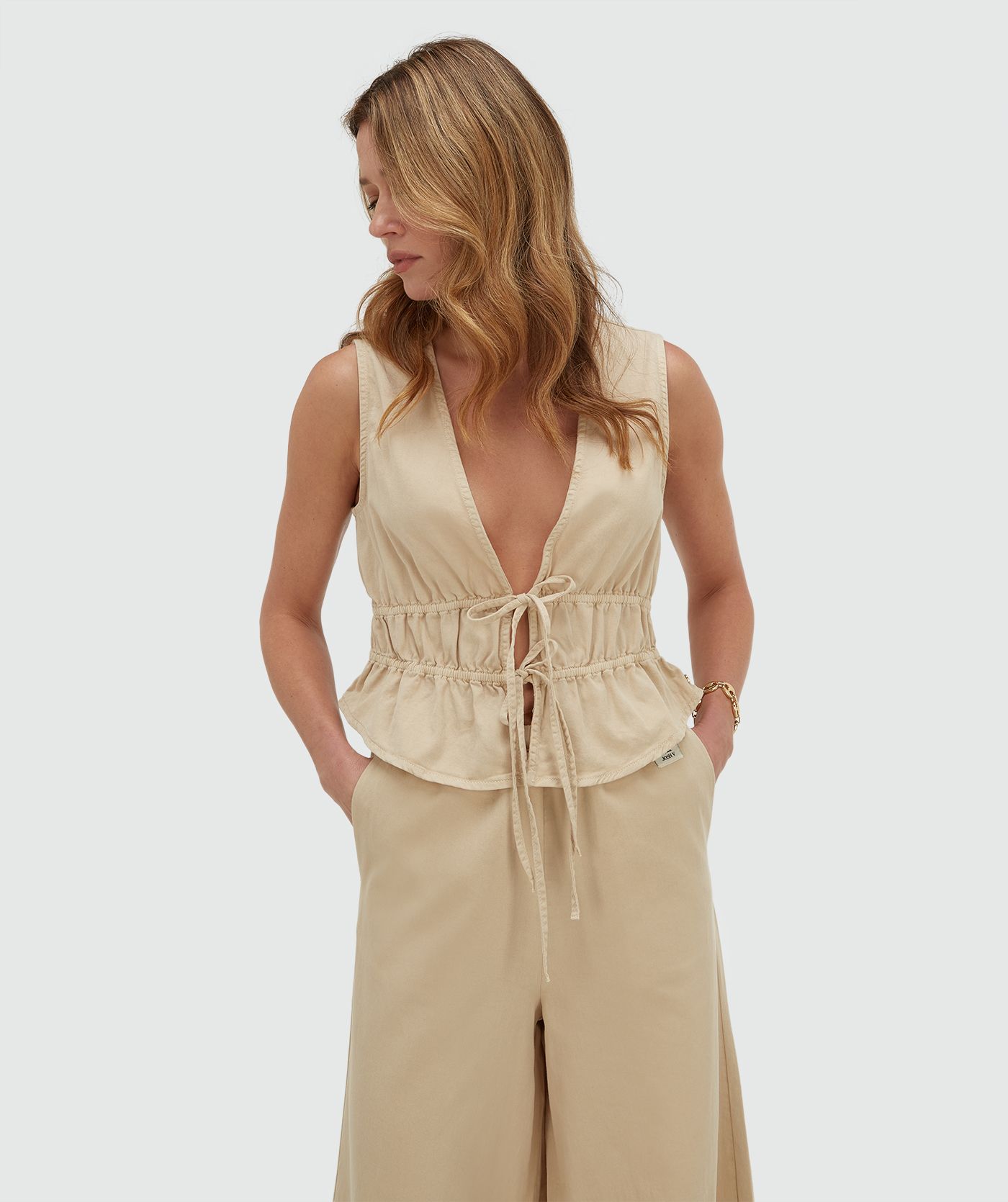 JV-SEA getailleerde top met peplum - oat