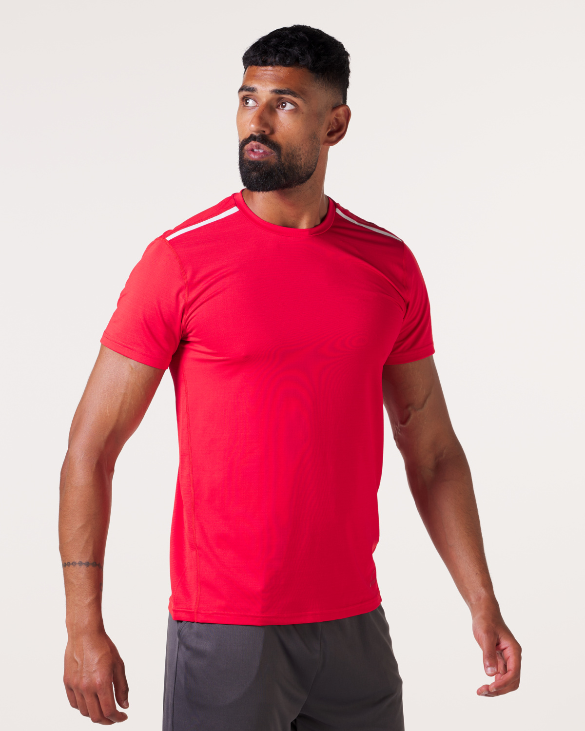 LEVITY Core Basics Gym Tee Red