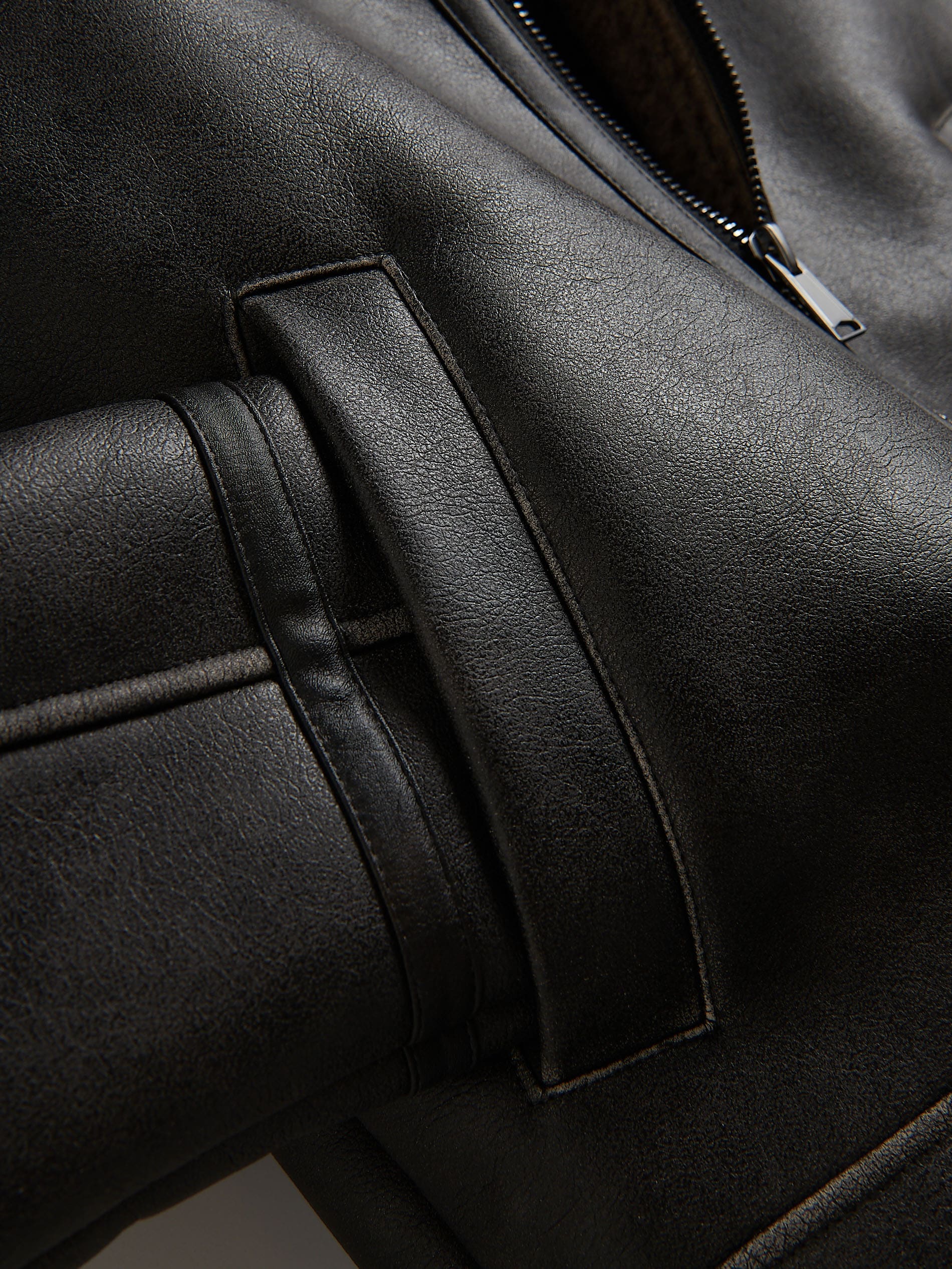 Jacke mit Kragen