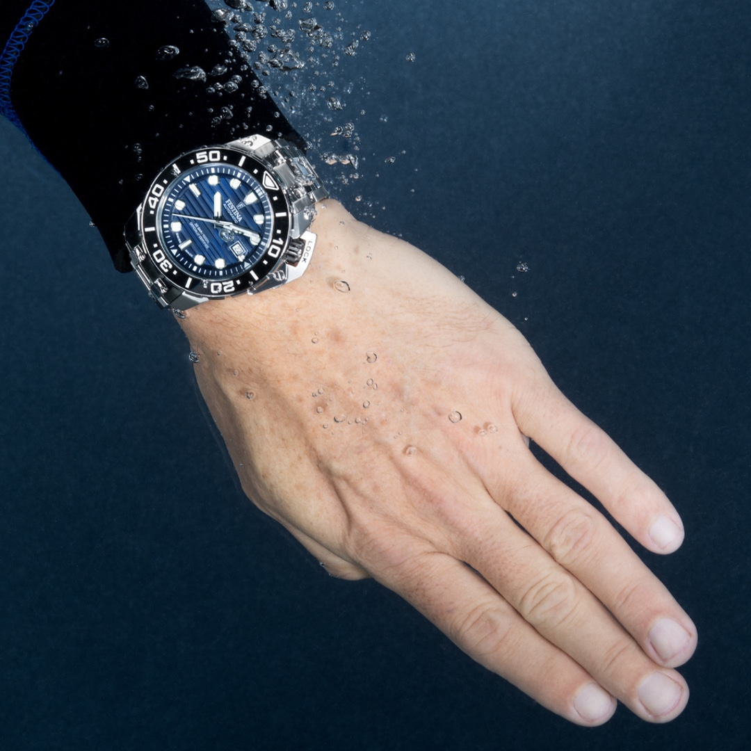 Festina Swiss Diver COSC Blau