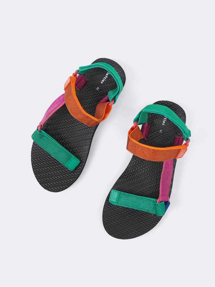 Sandália esportiva com glitter - Combinada