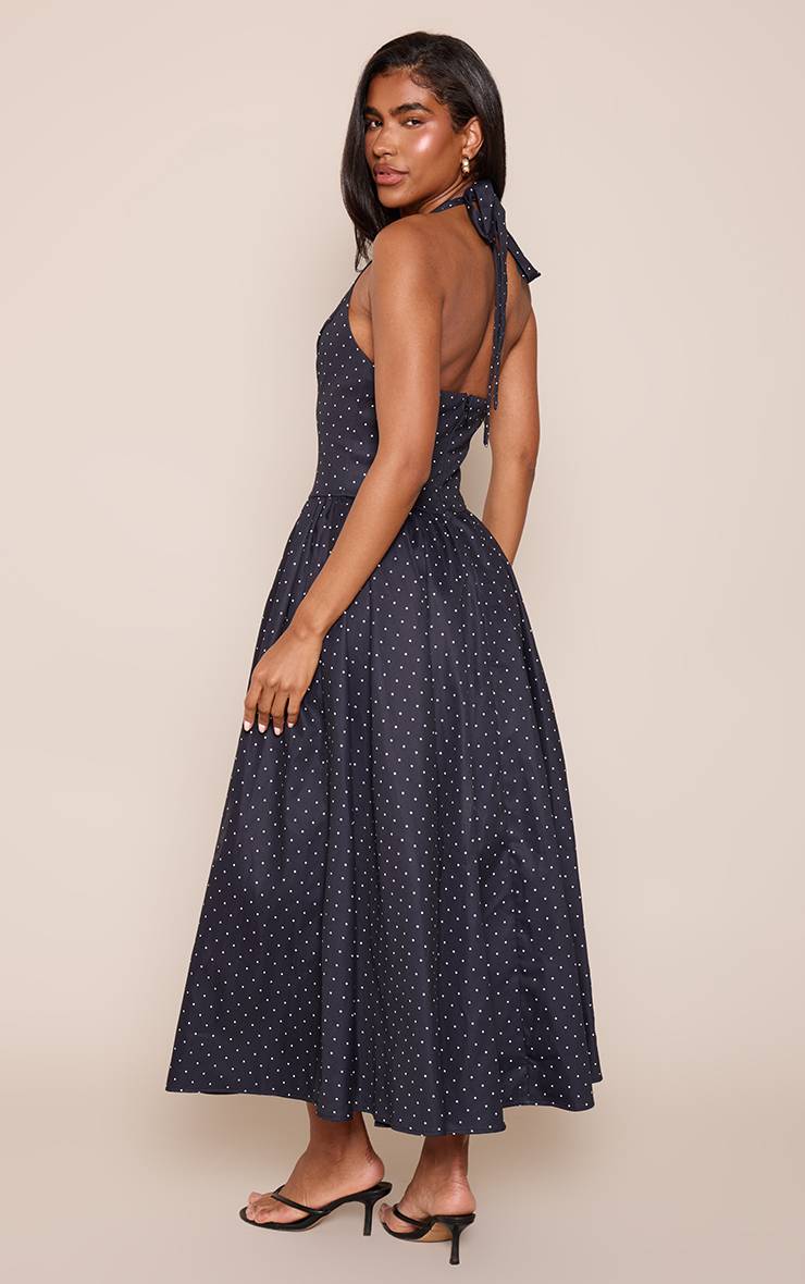 Monochrome Robe Midaxi Froncée À Pois Avec Encolure Américaine Et Détail À Nouer