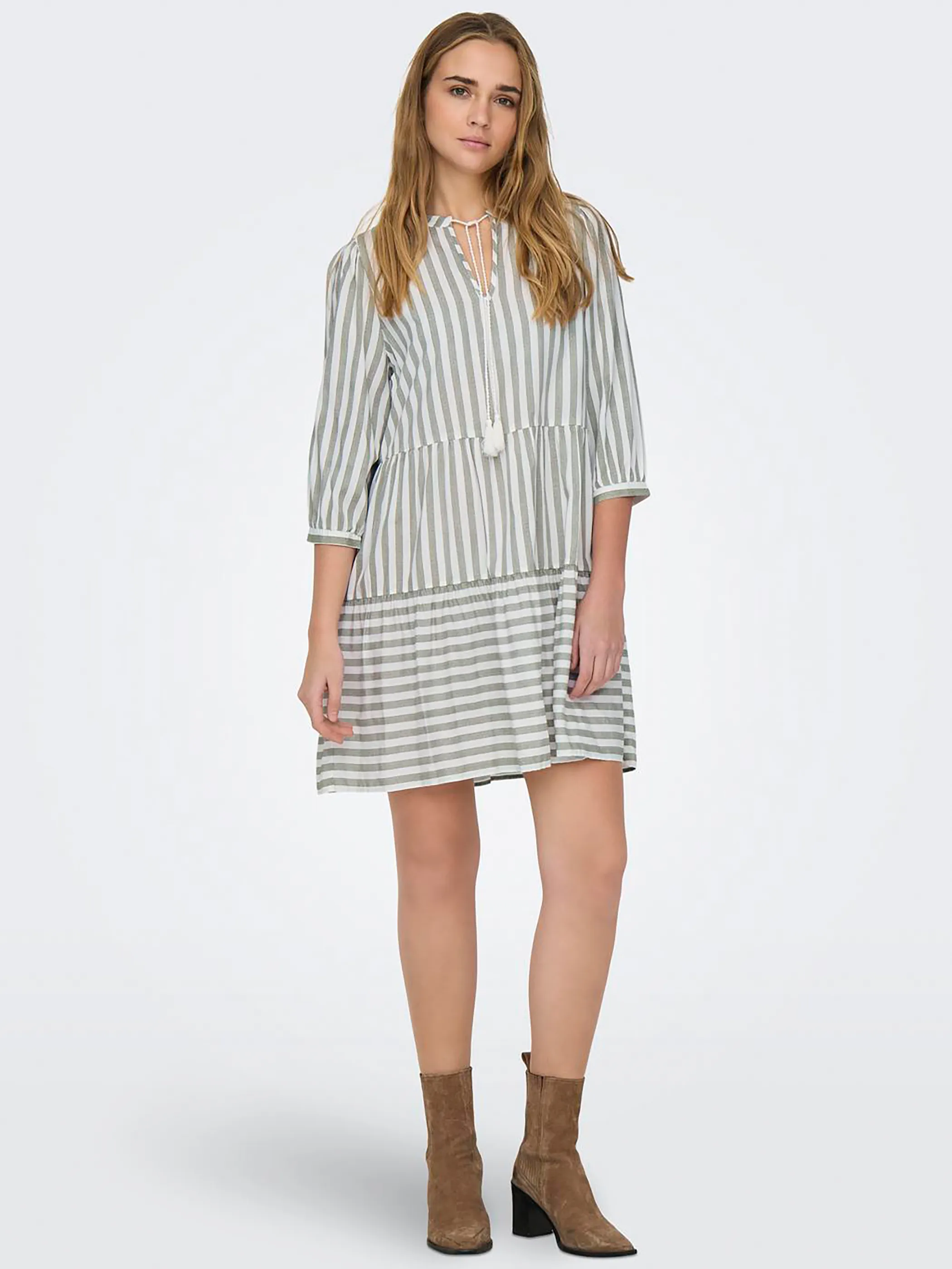 Only ONLKAYA 3/4 PUFF SHOR Kleid