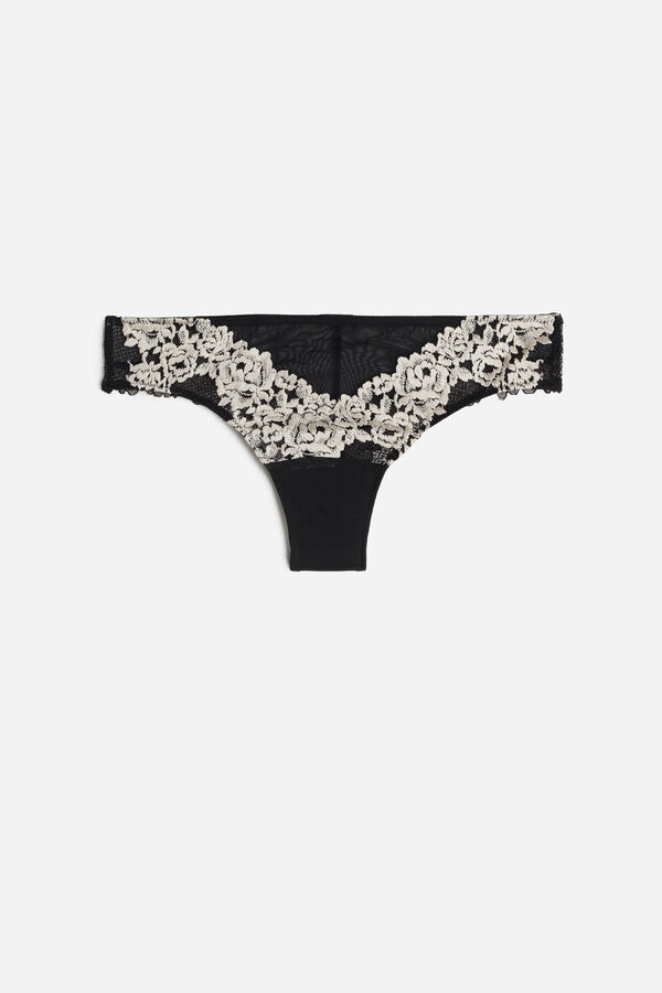 Lindas calcinhas brasileiras com estampa floral