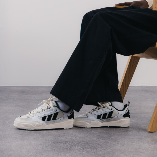 ADIDAS ORIGINALS ADI2000