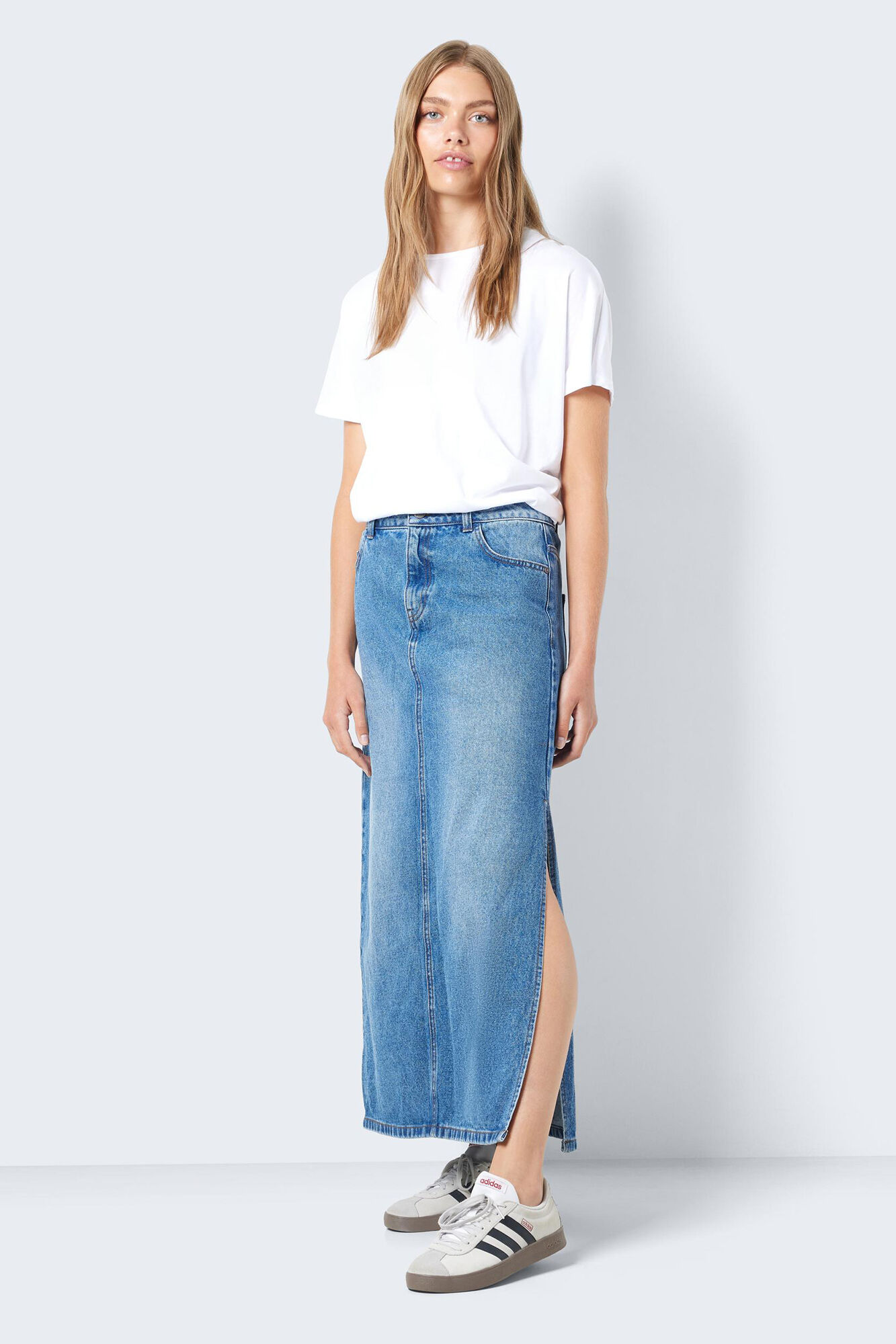 Saia midi jeans