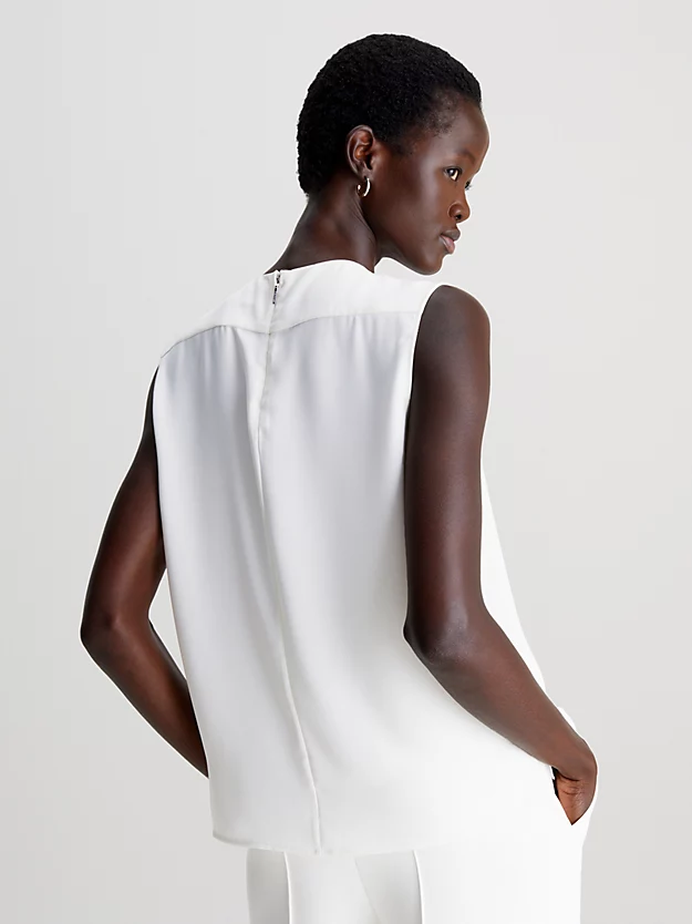 Blusa com decote em V