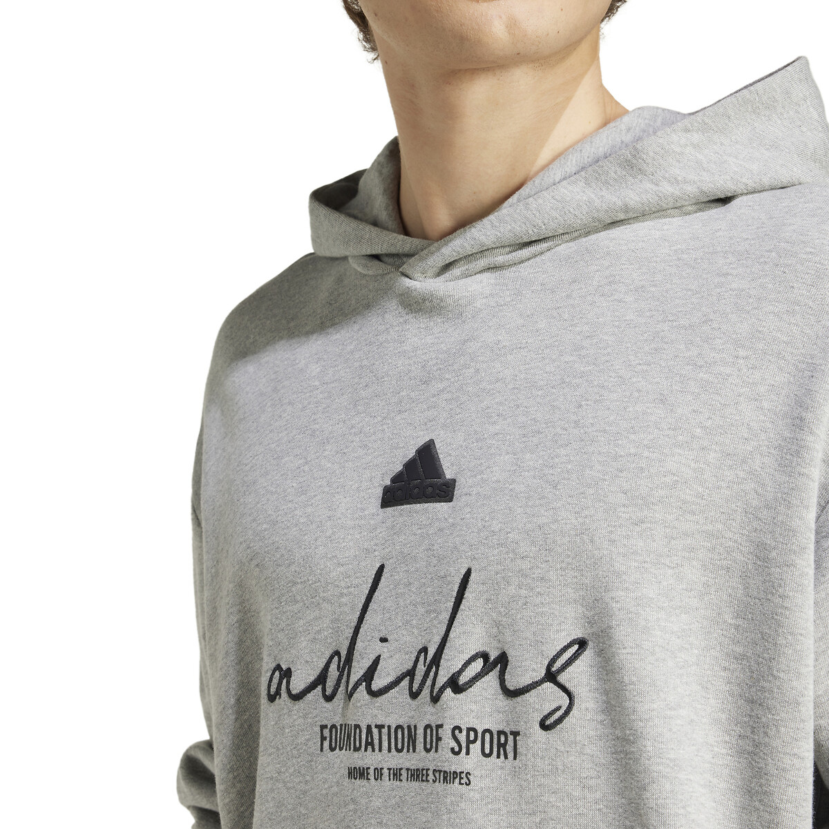 ROUPAS ESPORTIVAS ADIDAS<br>Moletom com capuz e logo duplo