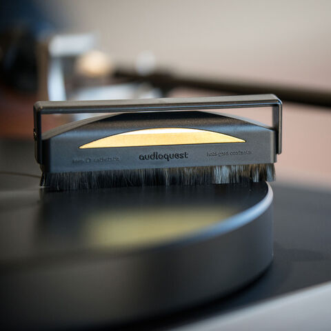 AudioQuest antistatische platenborstel – maak je LP’s voorzichtig schoon