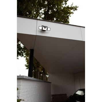 LUTEC wandlamp Briti Solar zwart 6W met bewegingssensor