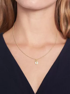 Colar com pingente de pérola banhado a ouro