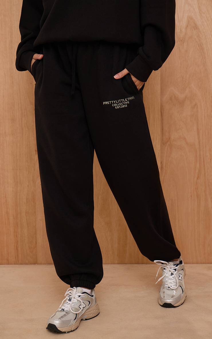 Noir Jogging Resserré Aux Chevilles Imprimé Prettylittlething
