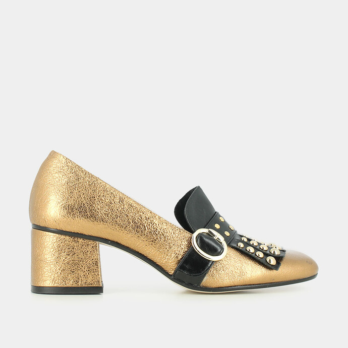 Mocassins en cuir métallisé bronze  à patte frangée et cabochons