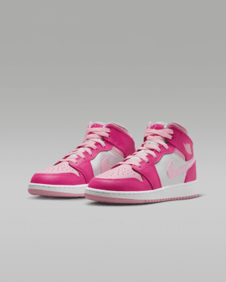 Air Jordan 1 Mid Older Kids' Shoes
