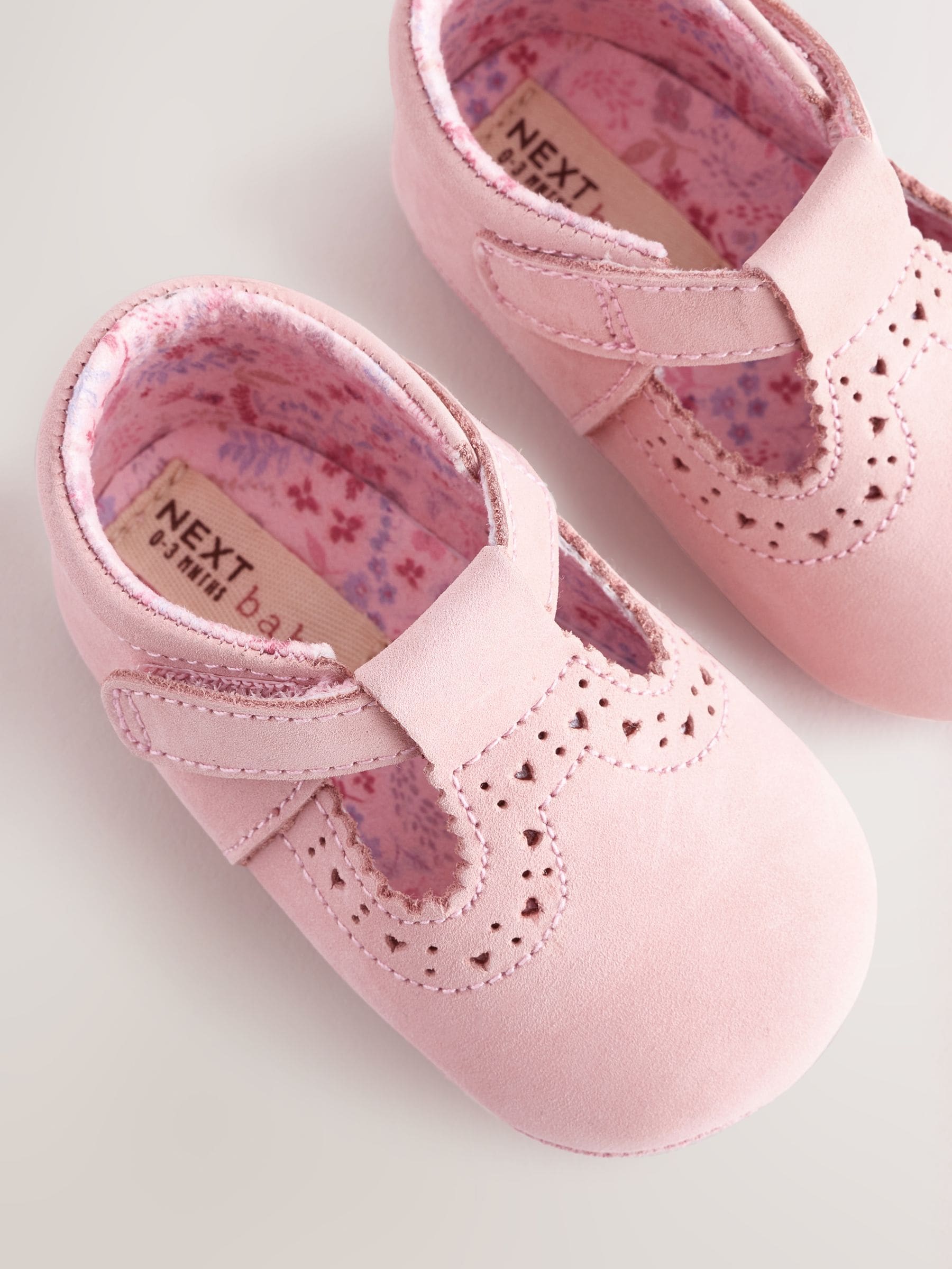 Roze - Leren babyschoen met T-bandje (0 - 24 mnd)