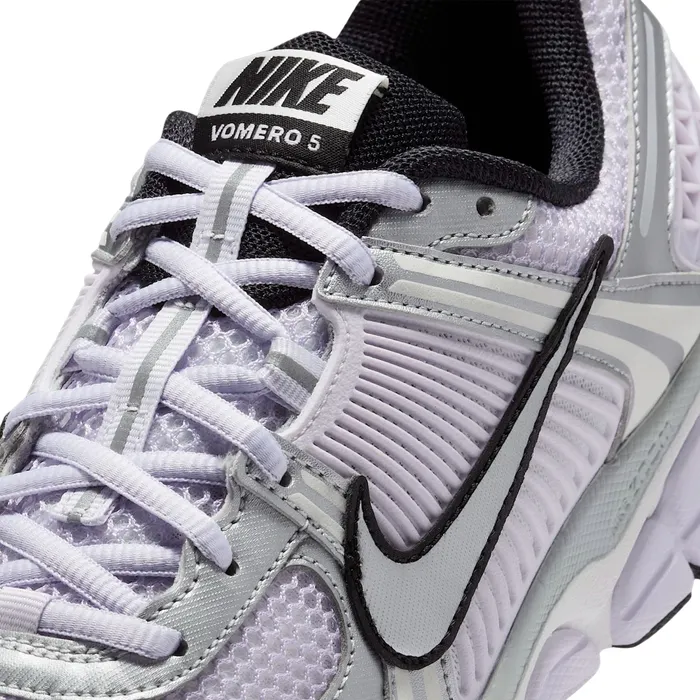 Nike Zoom Vomero 5 Sneakers Dames