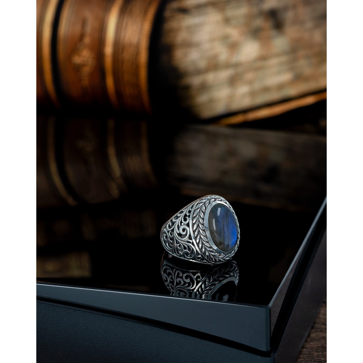 Bague Homme Argent Vieilli et Labradorite Ovale Bleue | Aden Boutique