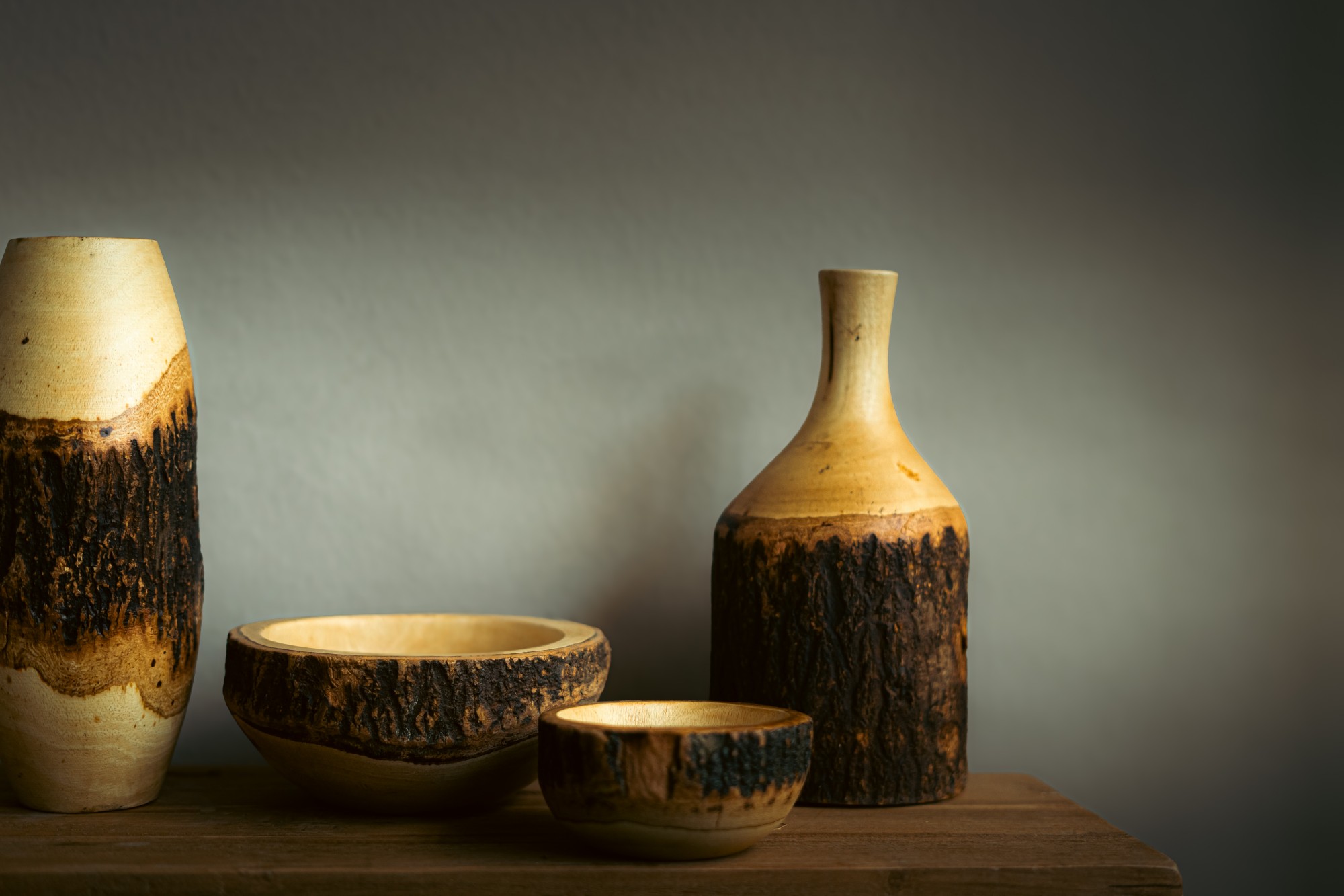 Holzschale mit Baumrinde, Mangoholz, Ø 15 cm, H 6 cm von fischer's lagerhaus